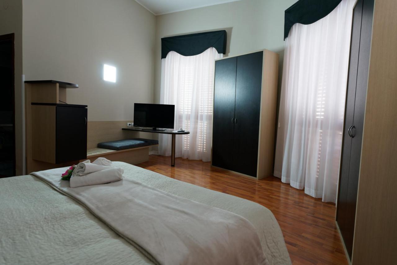 Hotel Sant'Elia مسينا المظهر الخارجي الصورة
